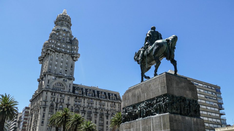 Tesouros do Uruguai: Punta, Colonia e Montevideo - Foto 14