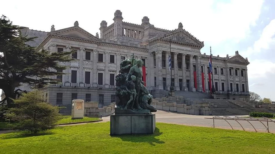 Feriado no Uruguai - Punta, Colonia e Montevideo - Foto 26