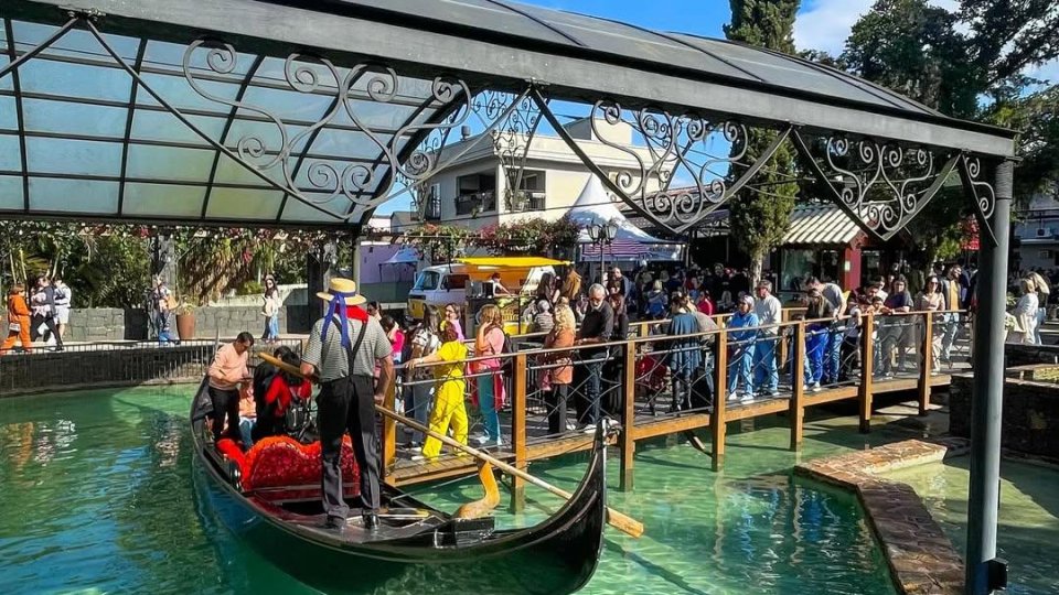 Carnevale di Venezia e Festa da Gastronomia Típica Italiana - Foto 1