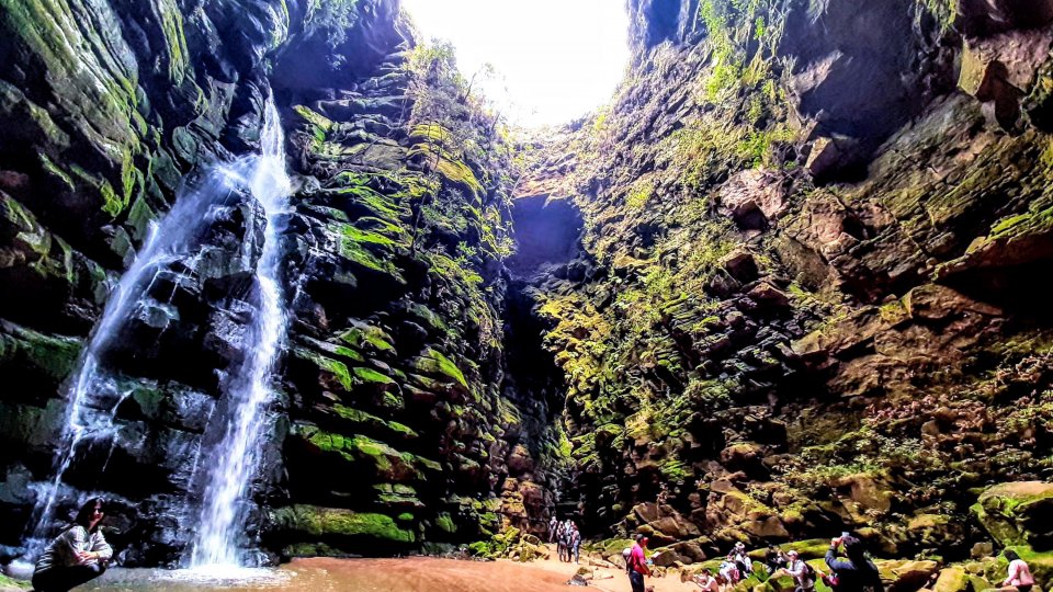 Cavernas Gigantes | PETAR/SP, Buraco do Padre e Vila Velha/PR - Foto 15
