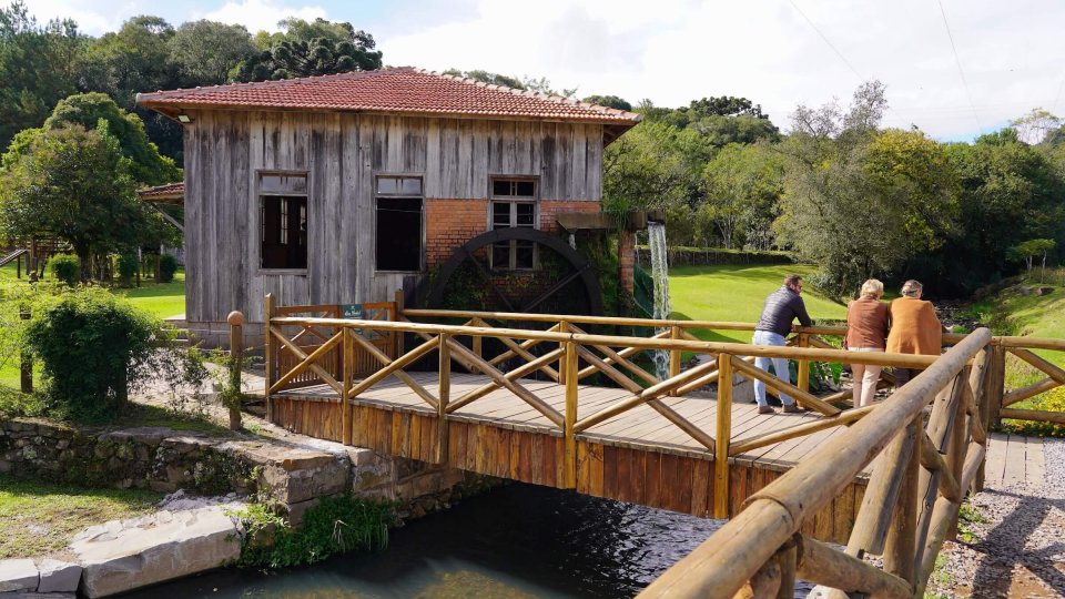 Salto Ventoso, Caminhos de Pedra e Stone Hall - Foto 15