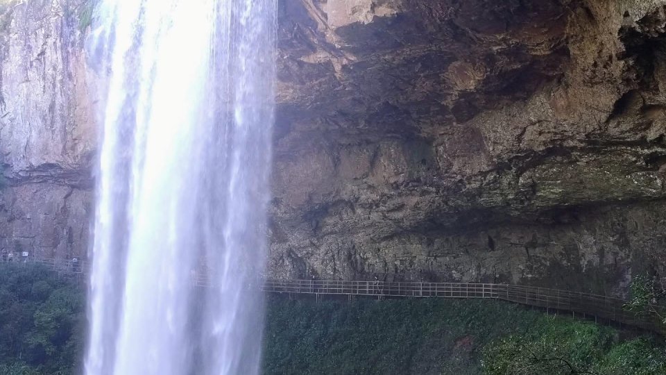 Salto Ventoso, Caminhos de Pedra e Stone Hall - Foto 9
