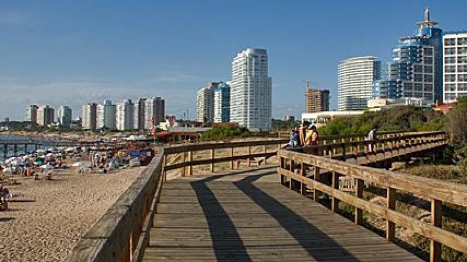 Feriadão no Uruguai: Punta, Colonia e Montevideo - Foto 3