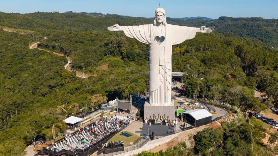 Detalhes do produto Cristo Protetor e as Belezas de Encantado