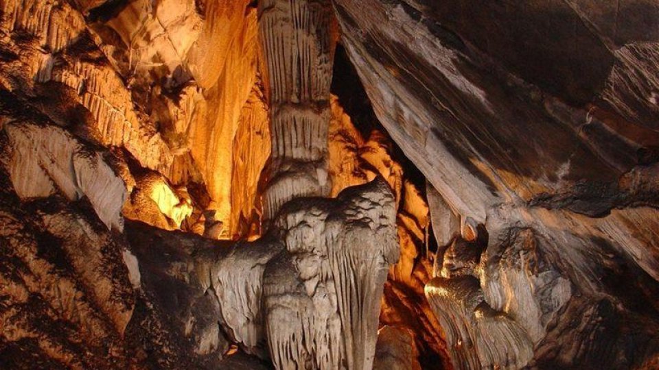 Cavernas Gigantes | PETAR/SP, Buraco do Padre e Vila Velha/PR - Foto 1